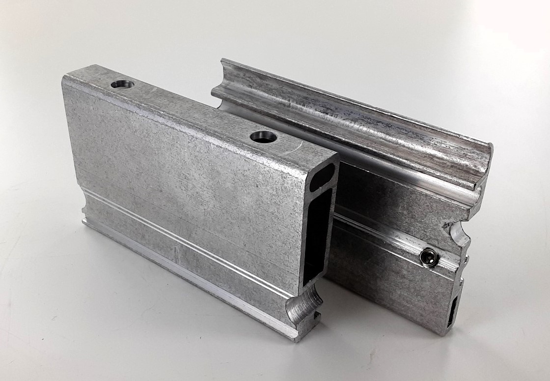 Bild von T-Verbinder p.z. Schüco AWS
12135086S - S235086
> 1 Paket = 1 Set