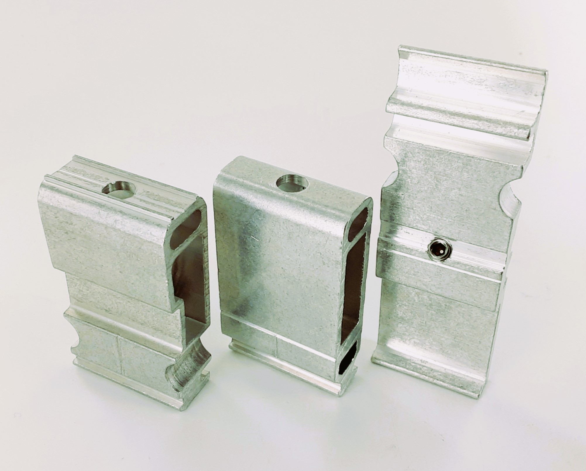 Bild von T-Verbinder p.z. Schüco AWS 120 CC. SI 12135121S - S235121 > 1 Paket = 10 Set's