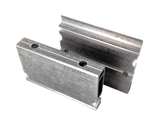 Bild von T-Verbinder p.z. Schüco AWS 90
12135100S - S235100
> 1 Paket = 1 Set